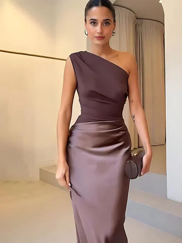 Noor™ | Asymmetrische Satijnen Maxi Jurk